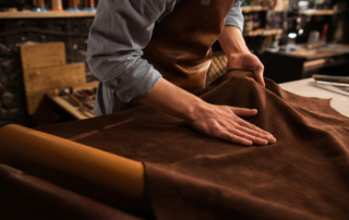 Leder pflegen in drei Schritten - So geht Lederpflege richtig